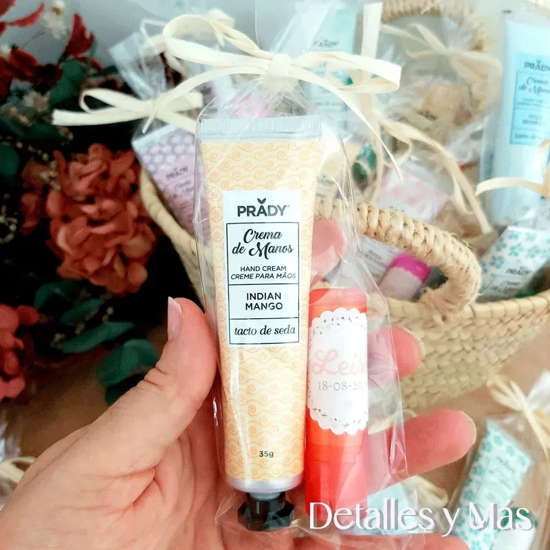 pack-de-crema-de-manos-balsamo-labial-para-comuniones