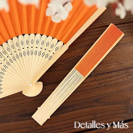 Abanico de bambú naranja .Abanico para bodas