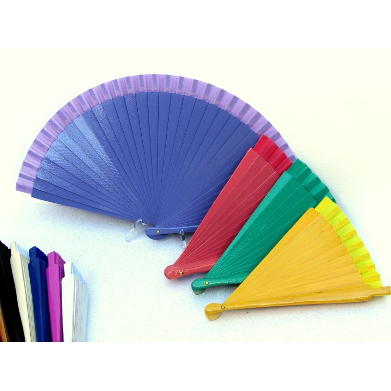 Abanico madera lacada 19 cms .