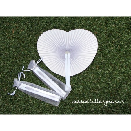 Pai pai de corazón blanco