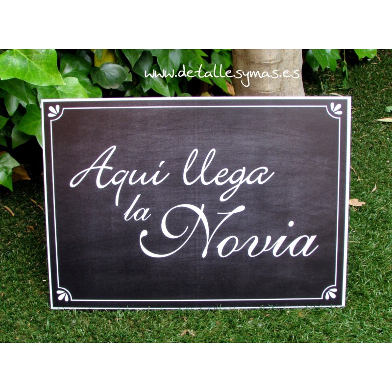 Cartel Aqui llega la novia Retro