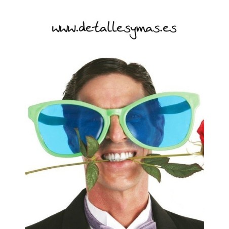 Gafas Gigantes 