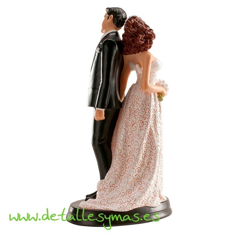 Figura novios " de espaldas"