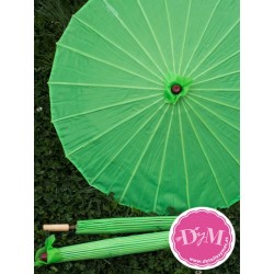 Parasol verde de tela