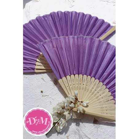 Abanico de bambú morado