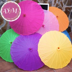 Sombrillas de colores sin decorar . 9 colores
