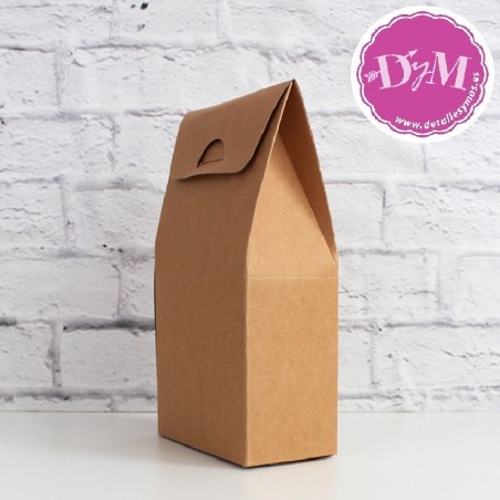 Caja kraft con ventana mediana