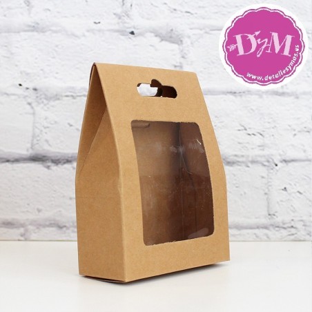 Caja kraft con ventana pequeña