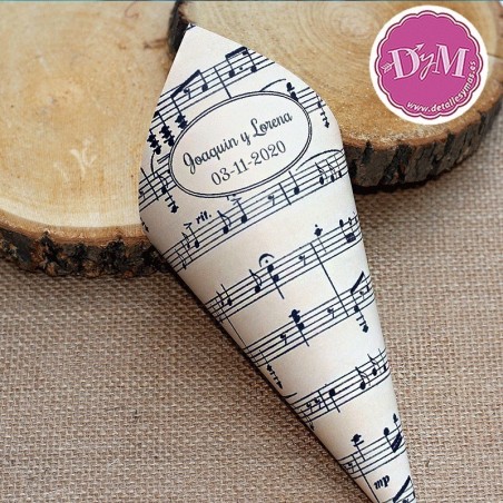 Conos para arroz o pétalos Mandala Oro