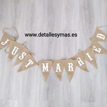 BANDERIN DE YUTE JUST MARRIED