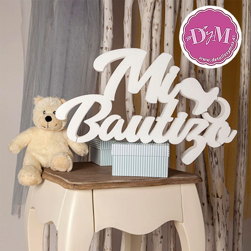 Letras Mi bautizo en corcho.