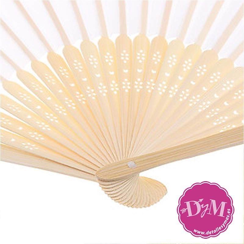 Abanico de bambú blanco